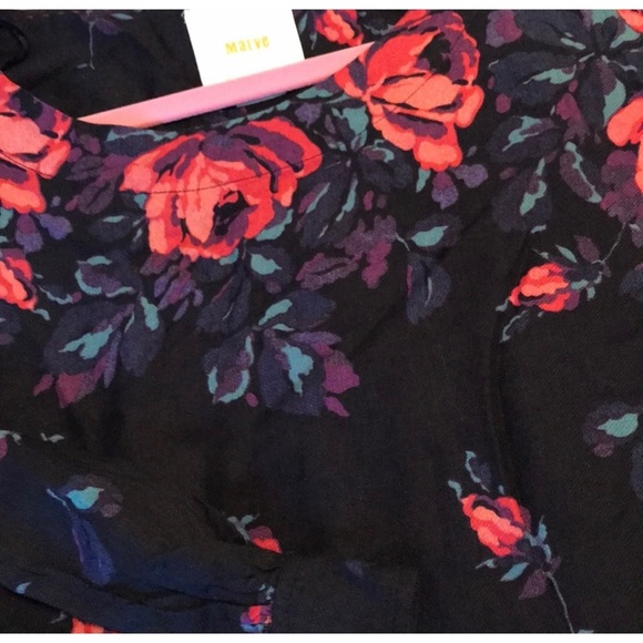 🌹Anthropologie Maeve Black and Red Floral Roses Blouse Size Medium🌹 - Picture 10 of 10